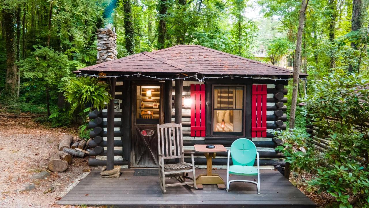 Log Cabin Motor Court Asheville Buitenkant foto