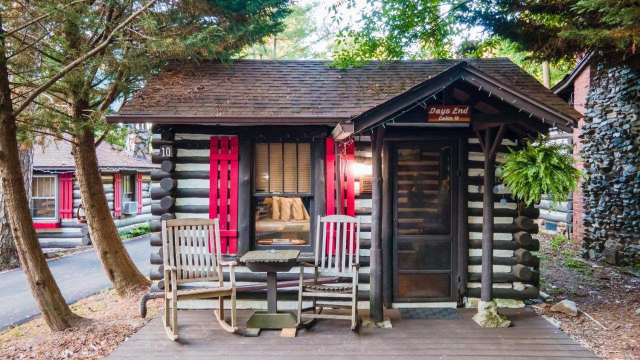 Log Cabin Motor Court Asheville Buitenkant foto