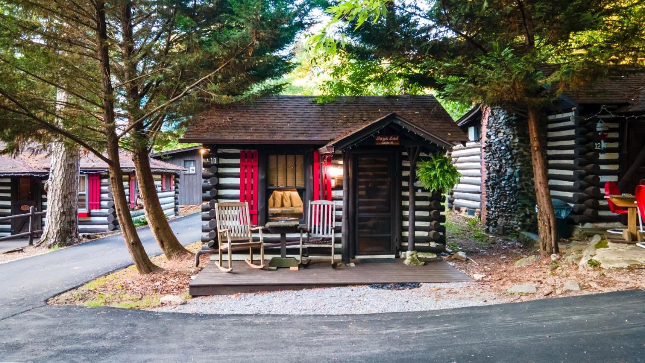 Log Cabin Motor Court Asheville Buitenkant foto