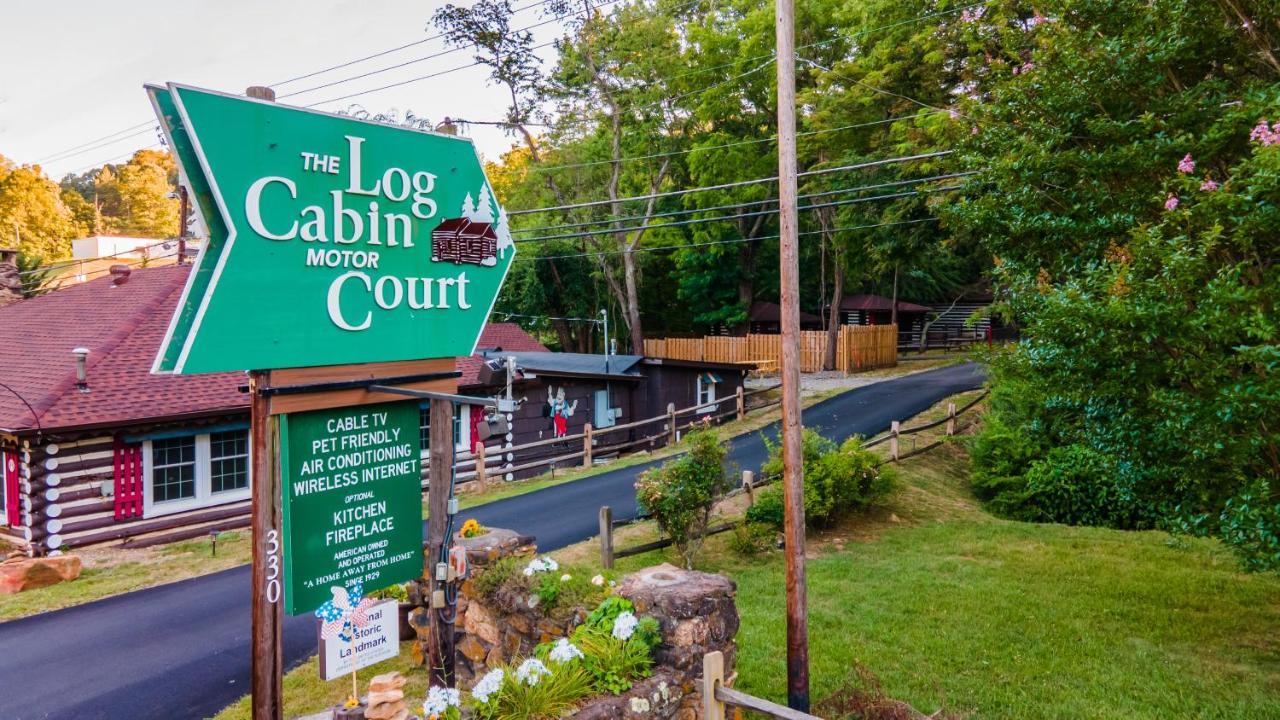 Log Cabin Motor Court Asheville Buitenkant foto