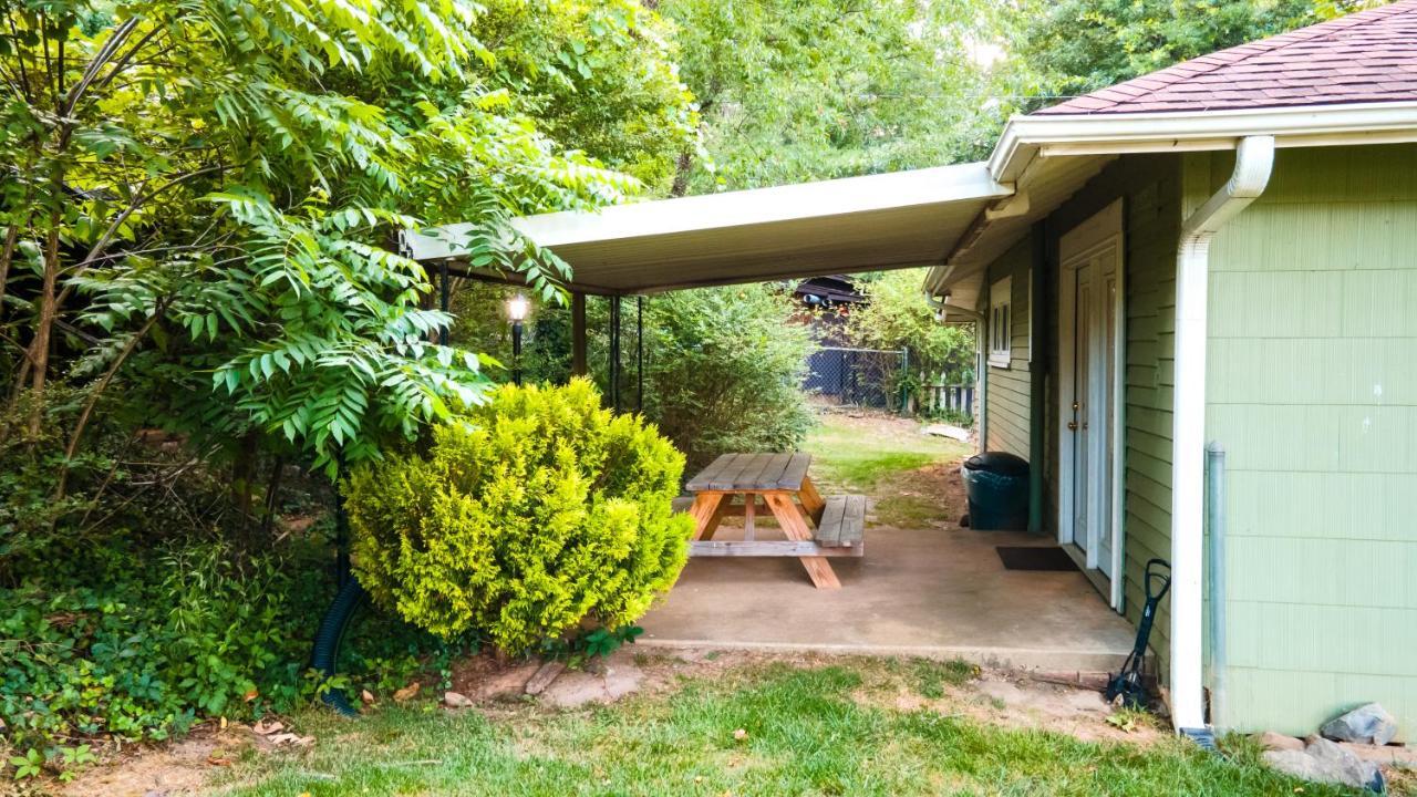 Log Cabin Motor Court Asheville Buitenkant foto